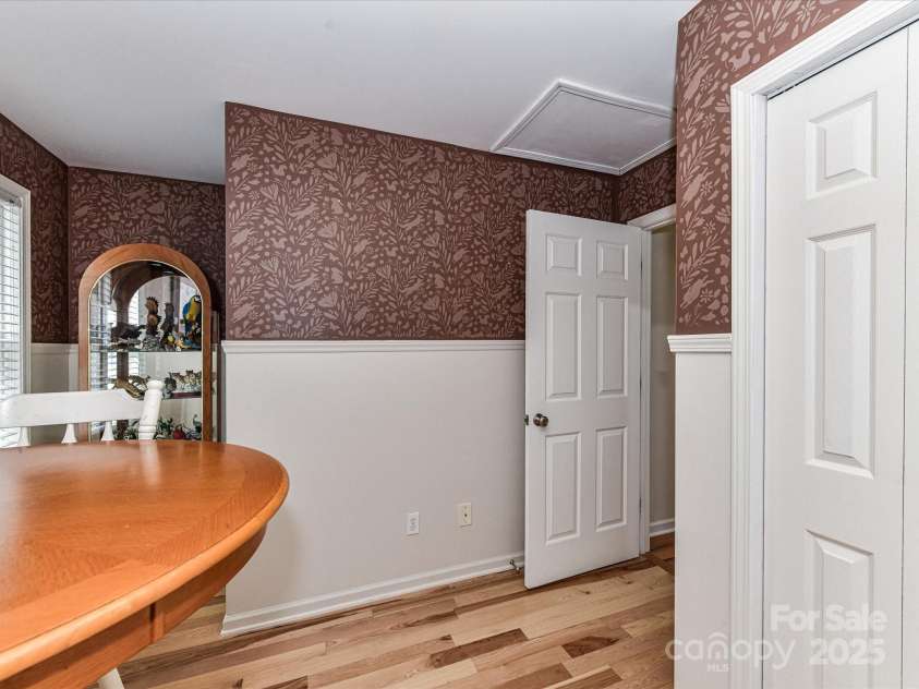 1338 Pell Drive, Lincolnton, NC 28092.  MLS# CAR4284910, YatesRealty ID 28310. 