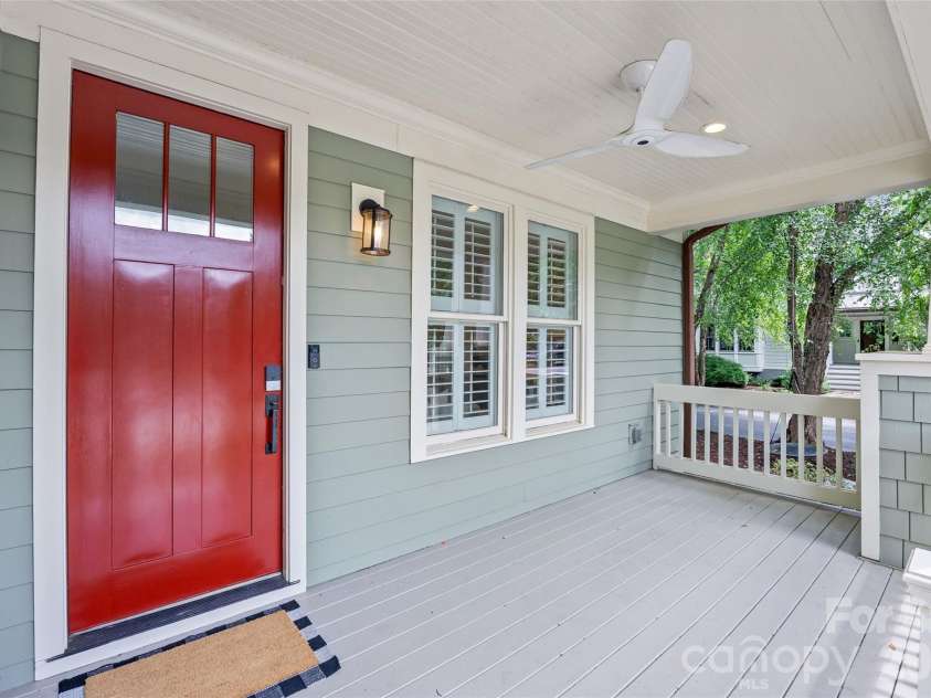 2022 Springdale Avenue, Charlotte, NC 28203.  MLS# CAR4386532, YatesRealty ID 28310. 