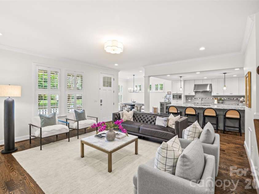 2022 Springdale Avenue, Charlotte, NC 28203.  MLS# CAR4386532, YatesRealty ID 28310. 