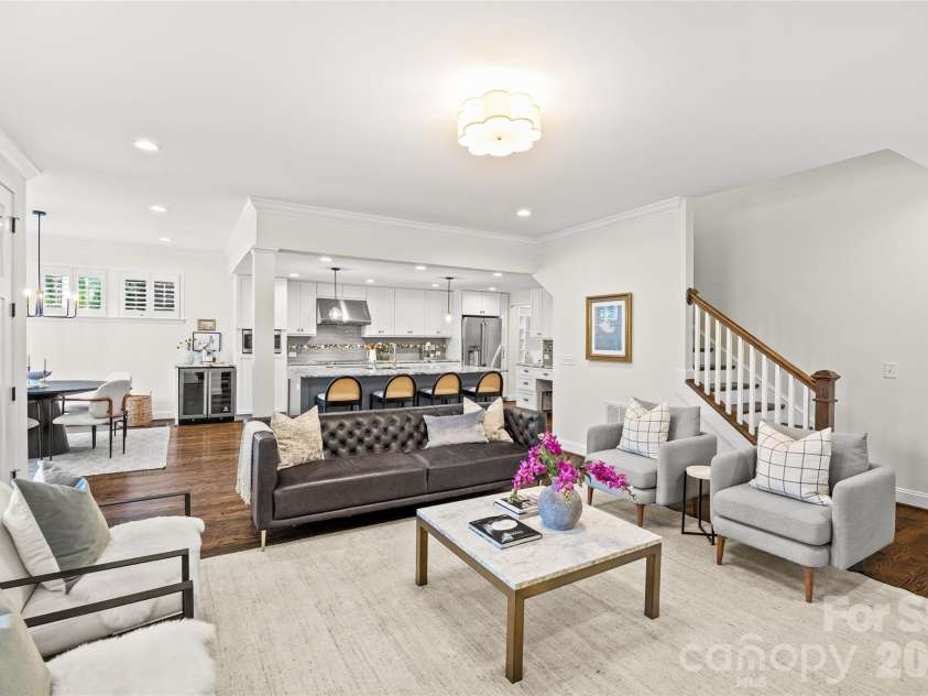 2022 Springdale Avenue, Charlotte, NC 28203.  MLS# CAR4386532, YatesRealty ID 28310. 