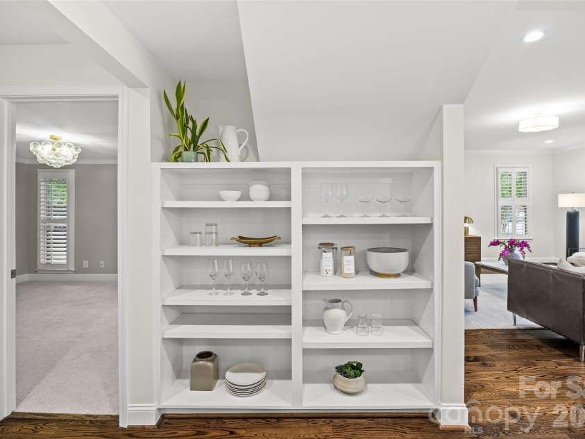 2022 Springdale Avenue, Charlotte, NC 28203.  MLS# CAR4386532, YatesRealty ID 28310. 