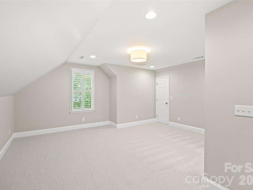 2022 Springdale Avenue, Charlotte, NC 28203.  MLS# CAR4386532, YatesRealty ID 28310. 