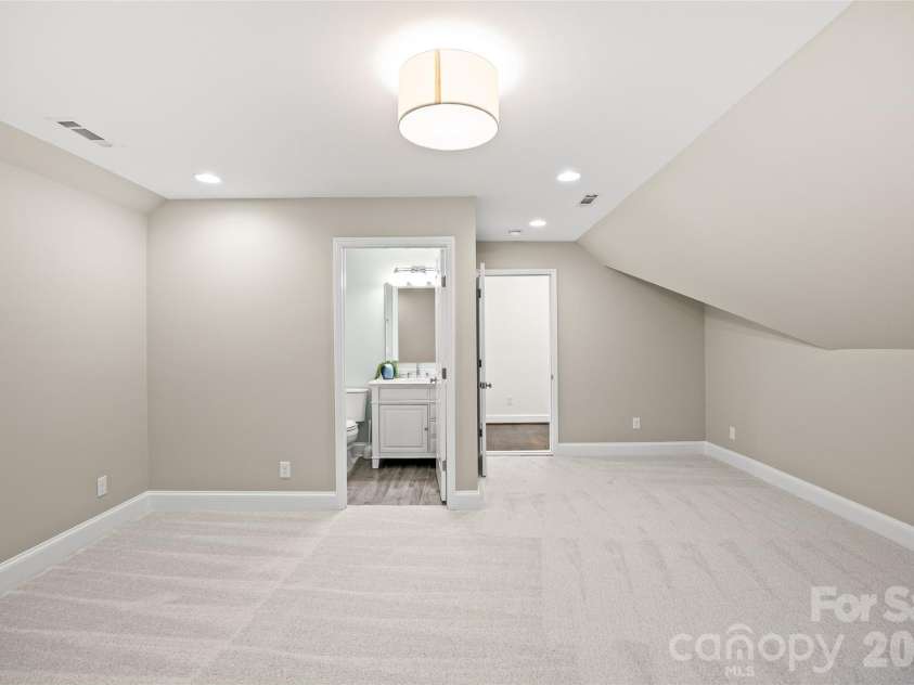 2022 Springdale Avenue, Charlotte, NC 28203.  MLS# CAR4386532, YatesRealty ID 28310. 
