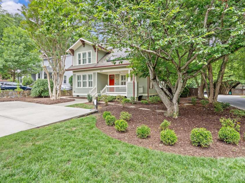 2022 Springdale Avenue, Charlotte, NC 28203.  MLS# CAR4386532, YatesRealty ID 28310. 