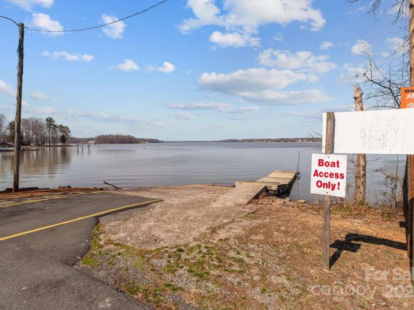 140 Swimmers Lane, Salisbury, NC 28146.  MLS# CAR4233458, YatesRealty ID 28311. Community Boat Ramp