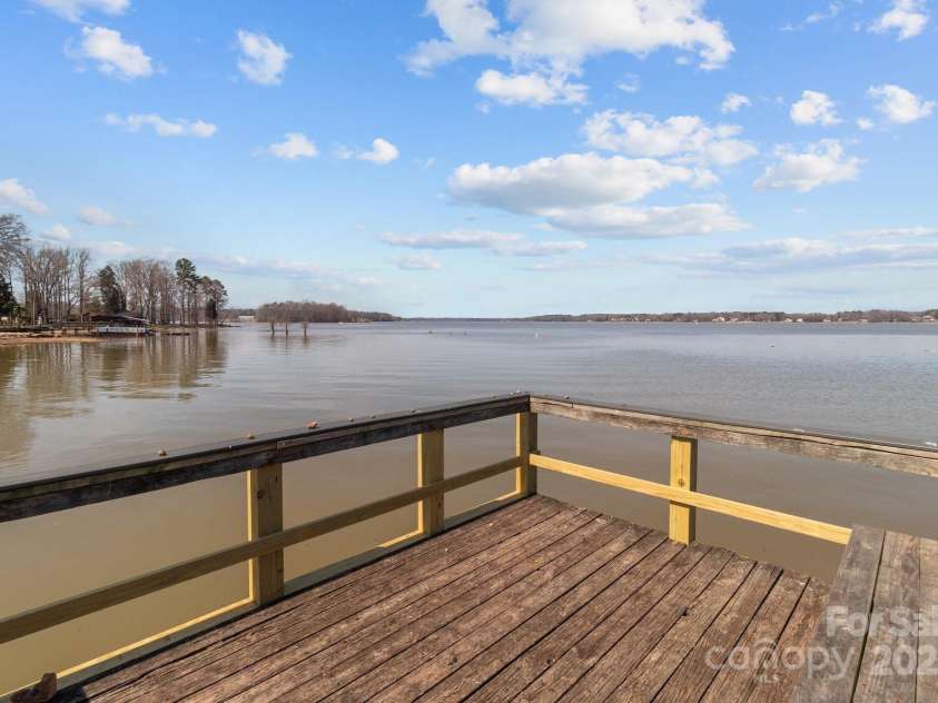 140 Swimmers Lane, Salisbury, NC 28146.  MLS# CAR4233458, YatesRealty ID 28311. Community Pier