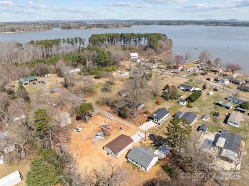 140 Swimmers Lane, Salisbury, NC 28146.  MLS# CAR4233458, YatesRealty ID 28311. Water is on all sides
