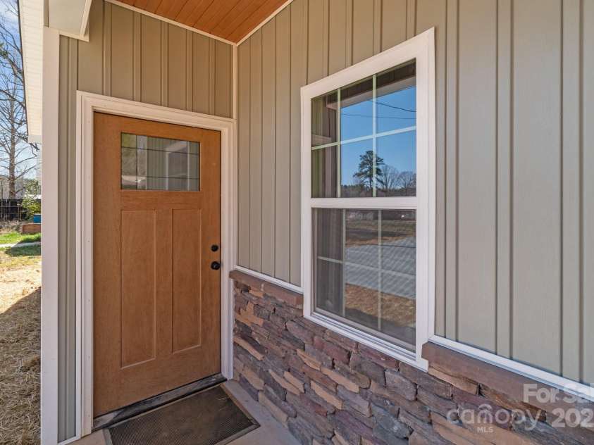 140 Swimmers Lane, Salisbury, NC 28146.  MLS# CAR4233458, YatesRealty ID 28311. WELCOME!!