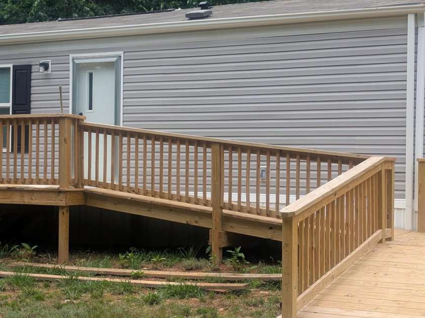 5184 Smawley Avenue, Morganton, NC 28655.  MLS# CAR4386393, YatesRealty ID 28311. 