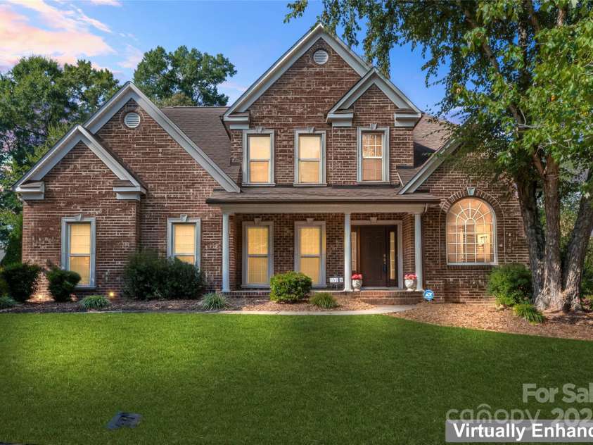 551 Hemmings Place, Concord, NC 28027.  MLS# CAR4244945, YatesRealty ID 28312. 551 Hemmings Place NW