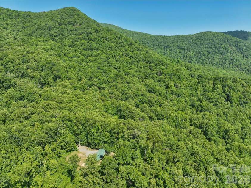 89 Apgar Road, Candler, NC 28715.  MLS# CAR4397603, YatesRealty ID 28314. 