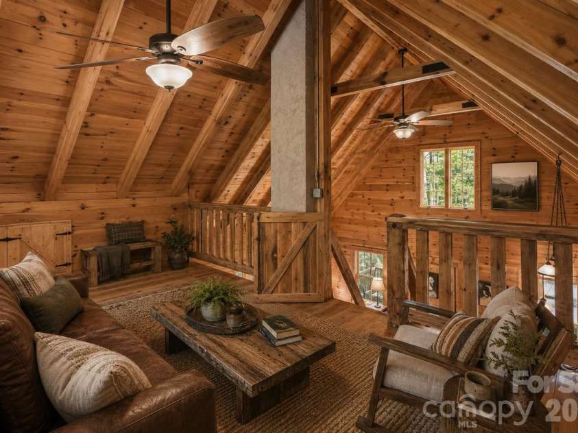 89 Apgar Road, Candler, NC 28715.  MLS# CAR4397603, YatesRealty ID 28314. Loft sitting area