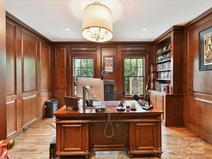 2526 Sherwood Avenue, Charlotte, NC 28207.  MLS# CAR4266678, YatesRealty ID 28315. 