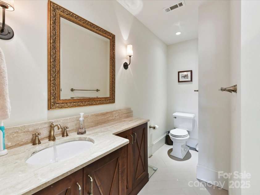 2526 Sherwood Avenue, Charlotte, NC 28207.  MLS# CAR4266678, YatesRealty ID 28315. 