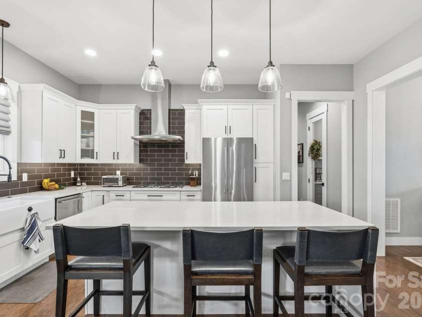 90 Gracie Lane, Weaverville, NC 28787.  MLS# CAR4373346, YatesRealty ID 28315. 