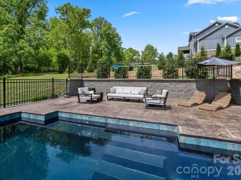 90 Gracie Lane, Weaverville, NC 28787.  MLS# CAR4373346, YatesRealty ID 28315. 