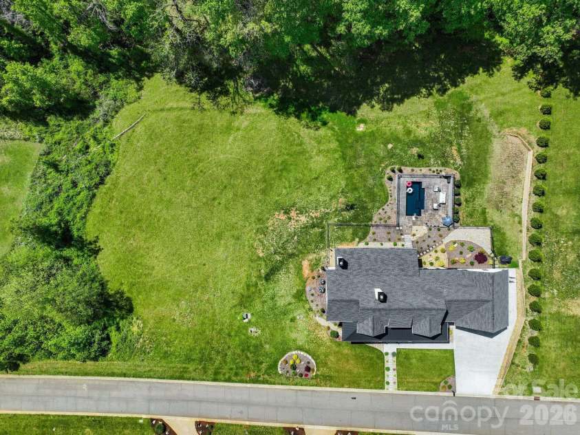 90 Gracie Lane, Weaverville, NC 28787.  MLS# CAR4373346, YatesRealty ID 28315. 