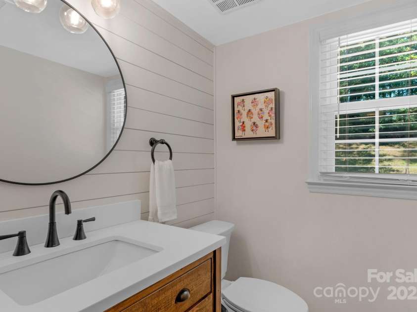 9423 Wood Ridge Drive, Charlotte, NC 28277.  MLS# CAR4265713, YatesRealty ID 28316. 