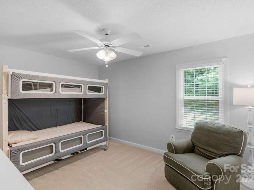 9423 Wood Ridge Drive, Charlotte, NC 28277.  MLS# CAR4265713, YatesRealty ID 28316. 