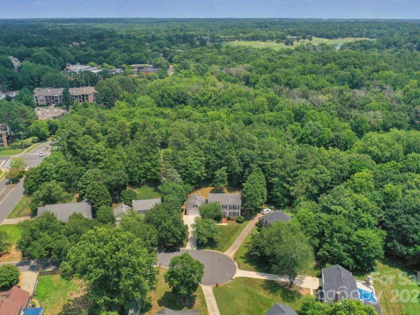 9423 Wood Ridge Drive, Charlotte, NC 28277.  MLS# CAR4265713, YatesRealty ID 28316. 