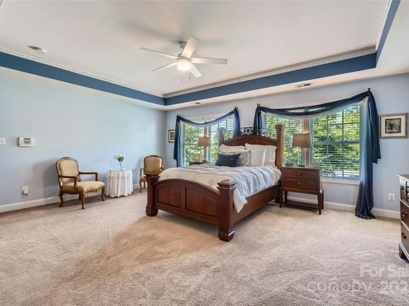 2630 Filson Court, Charlotte, NC 28214.  MLS# CAR4274386, YatesRealty ID 28317. 