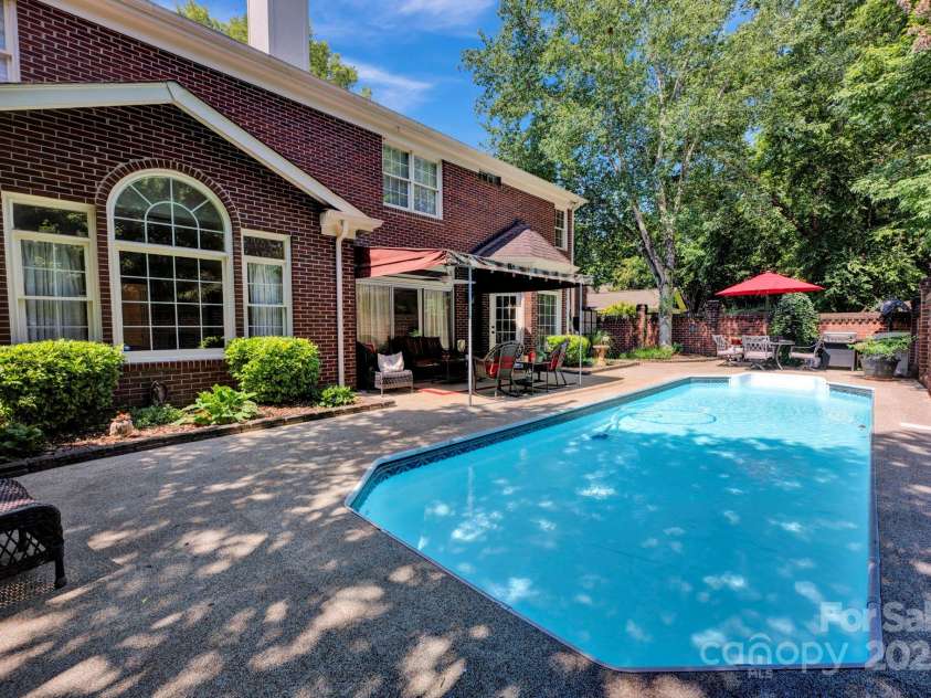 7014 Walton Heath Lane, Charlotte, NC 28277.  MLS# CAR4274206, YatesRealty ID 28318. Yes, this is the way to live! Splish-Splash!