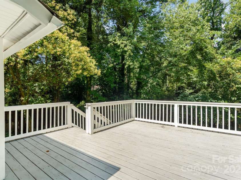 3331 Eastwood Drive, Charlotte, NC 28205.  MLS# CAR4259159, YatesRealty ID 28319. 