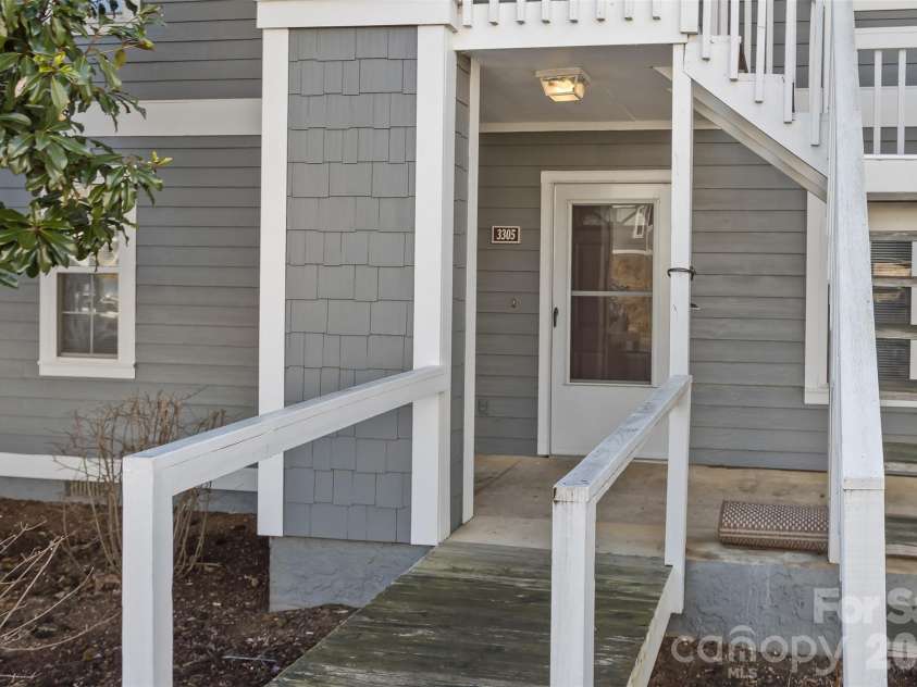 3305 Idle Hour Drive, Asheville, NC 28806.  MLS# CAR4336011, YatesRealty ID 2832. Easy Entry No Steps. Come on in.