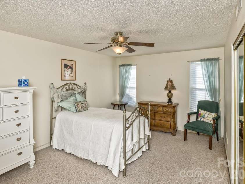 3305 Idle Hour Drive, Asheville, NC 28806.  MLS# CAR4336011, YatesRealty ID 2832. Primary 