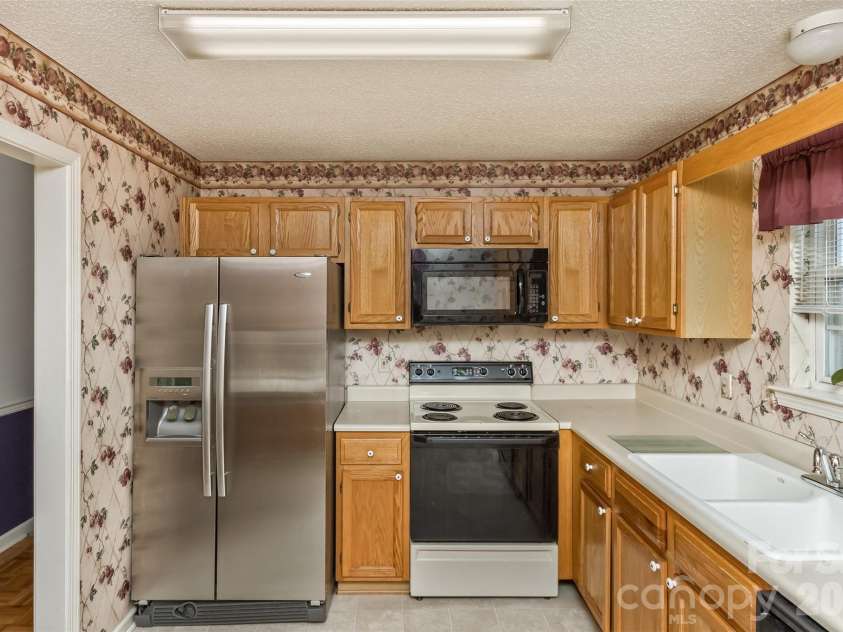 3305 Idle Hour Drive, Asheville, NC 28806.  MLS# CAR4336011, YatesRealty ID 2832. What's for dinner?