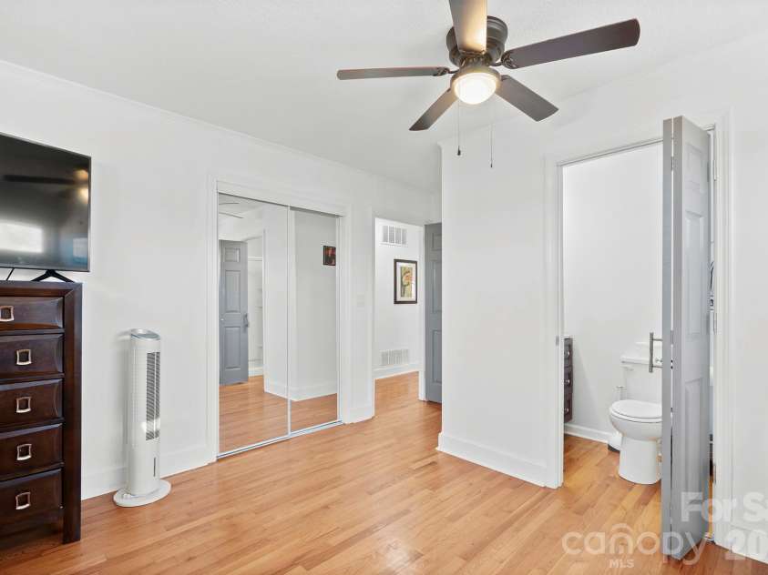 101 Bluebird Lane, Morganton, NC 28655.  MLS# CAR4385211, YatesRealty ID 28320. 