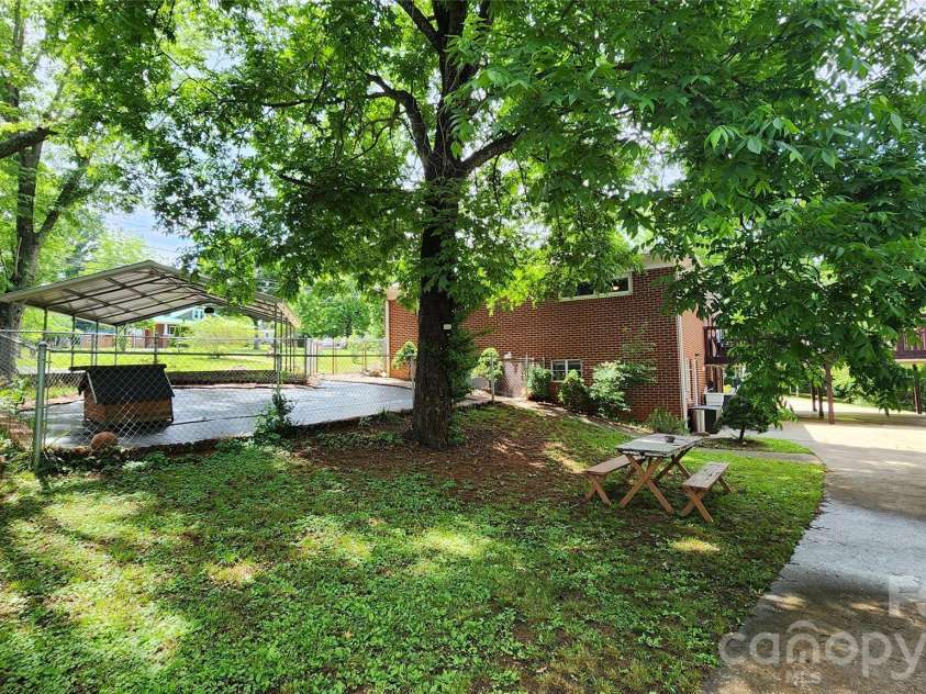101 Bluebird Lane, Morganton, NC 28655.  MLS# CAR4385211, YatesRealty ID 28320. 