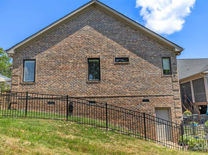 6176 Gold Springs Way, Denver, NC 28037.  MLS# CAR4274769, YatesRealty ID 28320. 