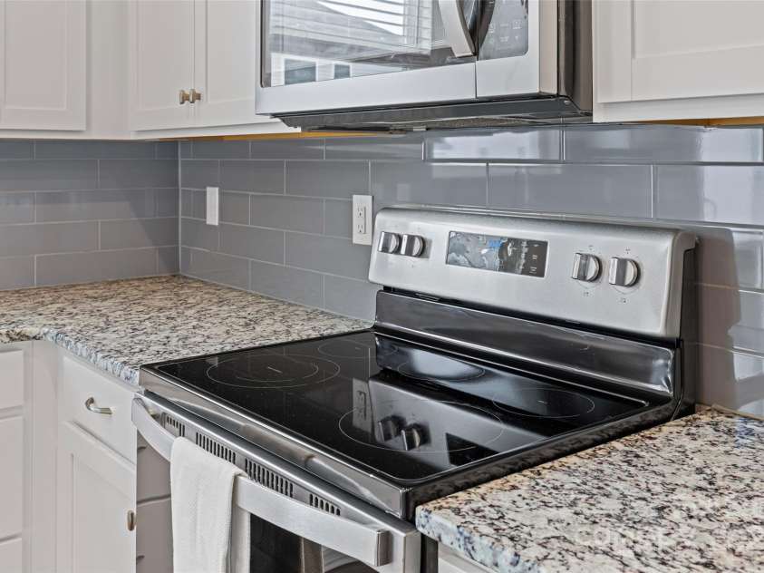 15626 Little Bluestem Street, Charlotte, NC 28278.  MLS# CAR4278751, YatesRealty ID 28323. 