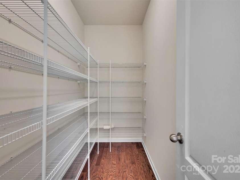 6263 Cloverdale Drive, Tega Cay, SC 29708.  MLS# CAR4279308, YatesRealty ID 28324. Walk in Pantry