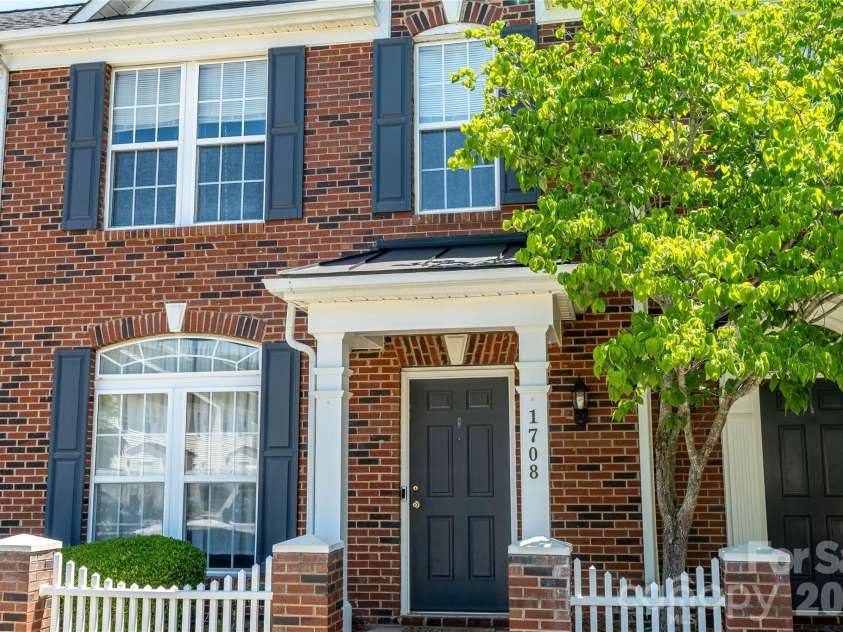 1708 Chamberside Drive, Rock Hill, SC 29730.  MLS# CAR4389887, YatesRealty ID 28325. 