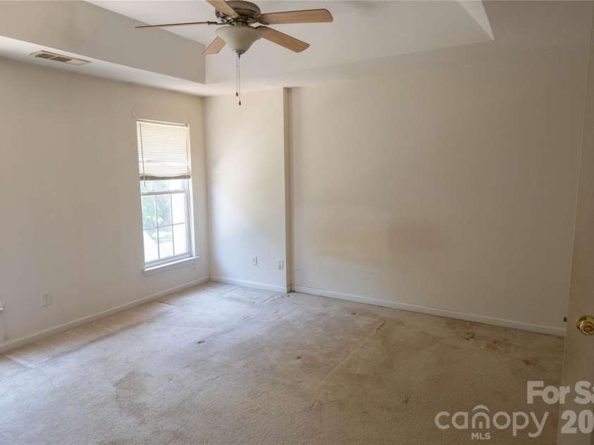 1708 Chamberside Drive, Rock Hill, SC 29730.  MLS# CAR4389887, YatesRealty ID 28325. 