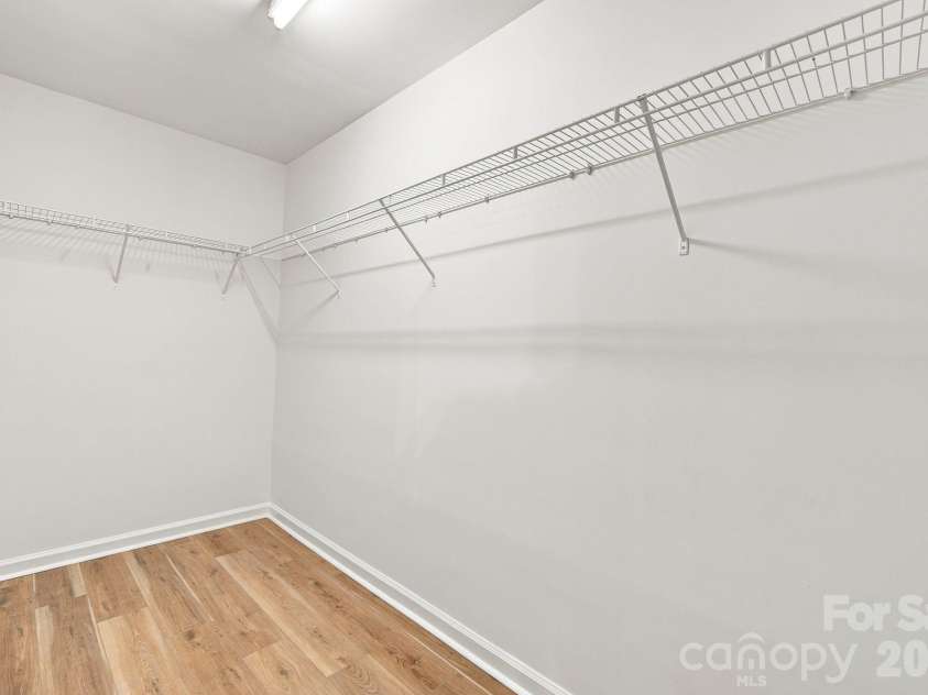 1708 Chamberside Drive, Rock Hill, SC 29730.  MLS# CAR4424120, YatesRealty ID 28325. Primary Walk in Closet