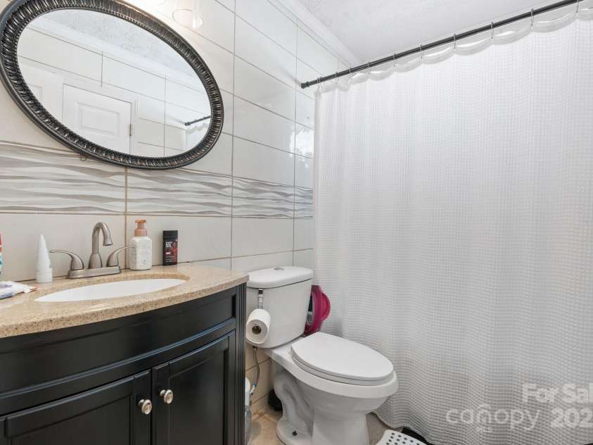 2596 SweetBriar Circle, Lenoir, NC 28645.  MLS# CAR4311624, YatesRealty ID 28325. 