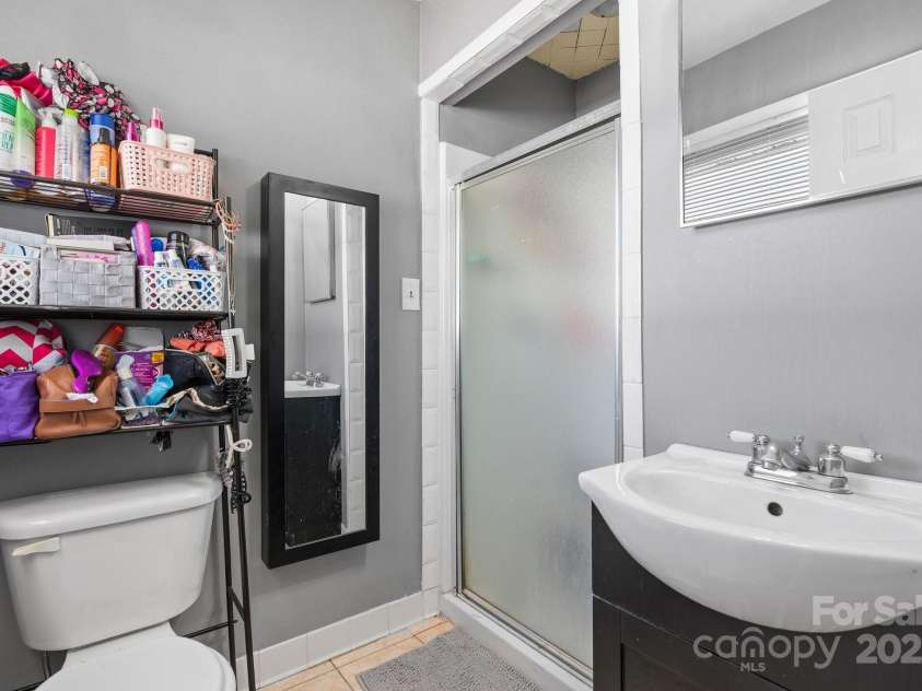 2596 SweetBriar Circle, Lenoir, NC 28645.  MLS# CAR4311624, YatesRealty ID 28325. 