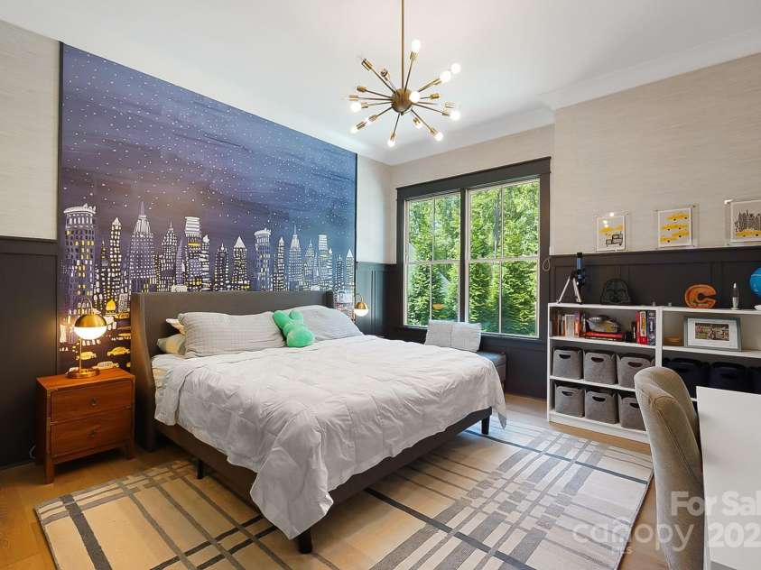 707 Hudson Place, Davidson, NC 28036.  MLS# CAR4280290, YatesRealty ID 28326. 