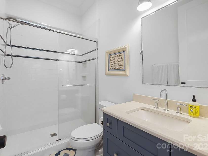 707 Hudson Place, Davidson, NC 28036.  MLS# CAR4280290, YatesRealty ID 28326. 