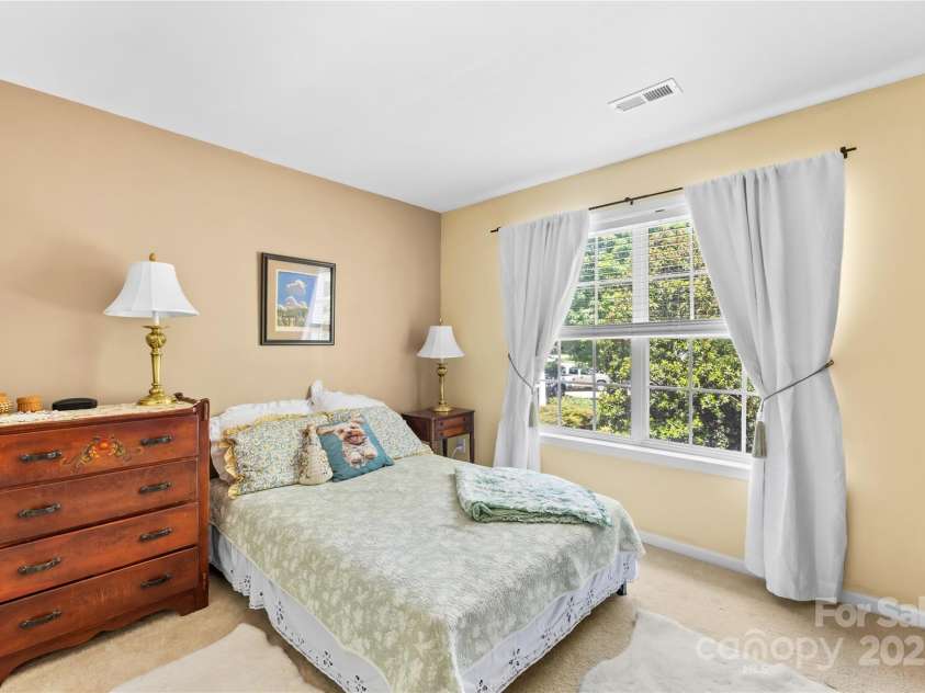 8682 Brook Glen Lane, Huntersville, NC 28078.  MLS# CAR4281128, YatesRealty ID 28327. Bedroom #3