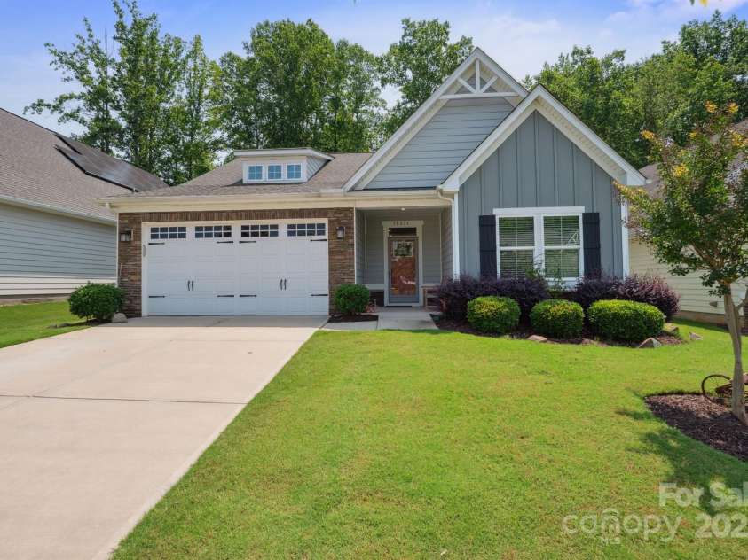 10331 Black Locust Lane, Harrisburg, NC 28215.  MLS# CAR4281044, YatesRealty ID 28328. 