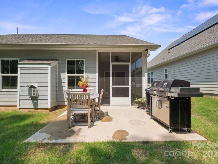 10331 Black Locust Lane, Harrisburg, NC 28215.  MLS# CAR4281044, YatesRealty ID 28328. 