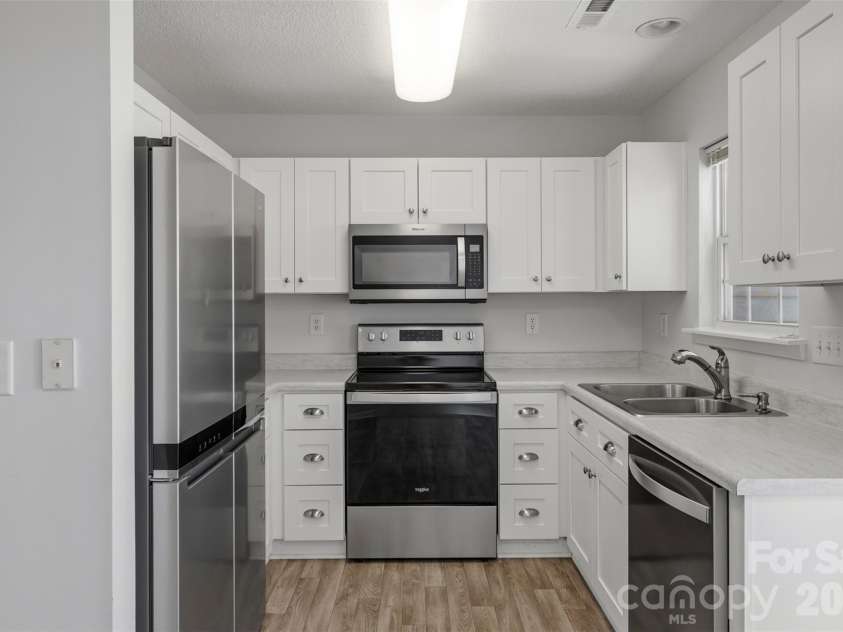 8038 Kennet Lane, Indian Land, SC 29707.  MLS# CAR4389915, YatesRealty ID 28328. 
