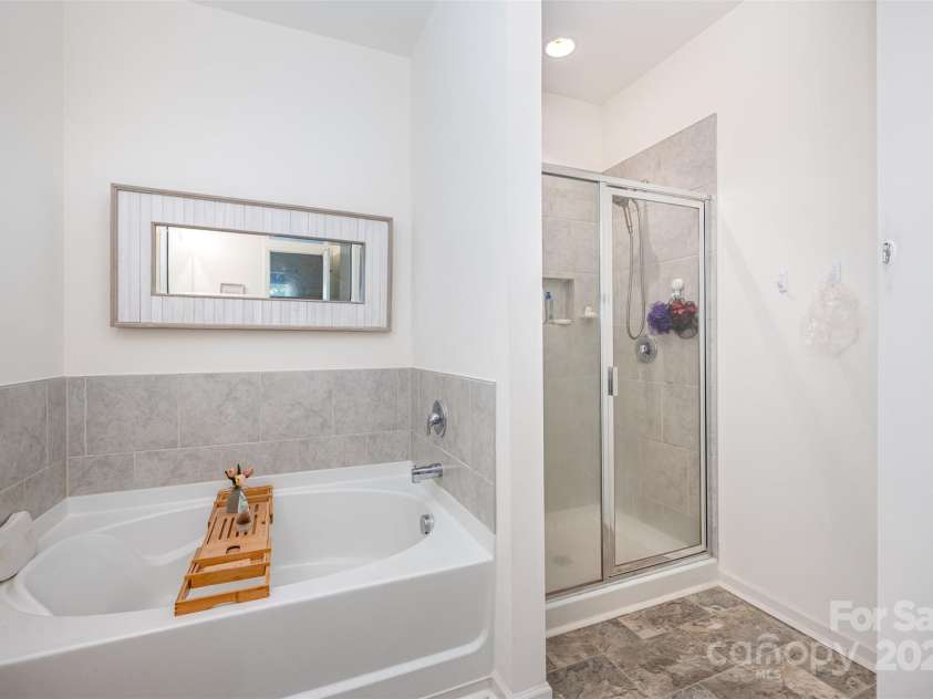 1554 Whitman Court, York, SC 29745.  MLS# CAR4281305, YatesRealty ID 28329. 