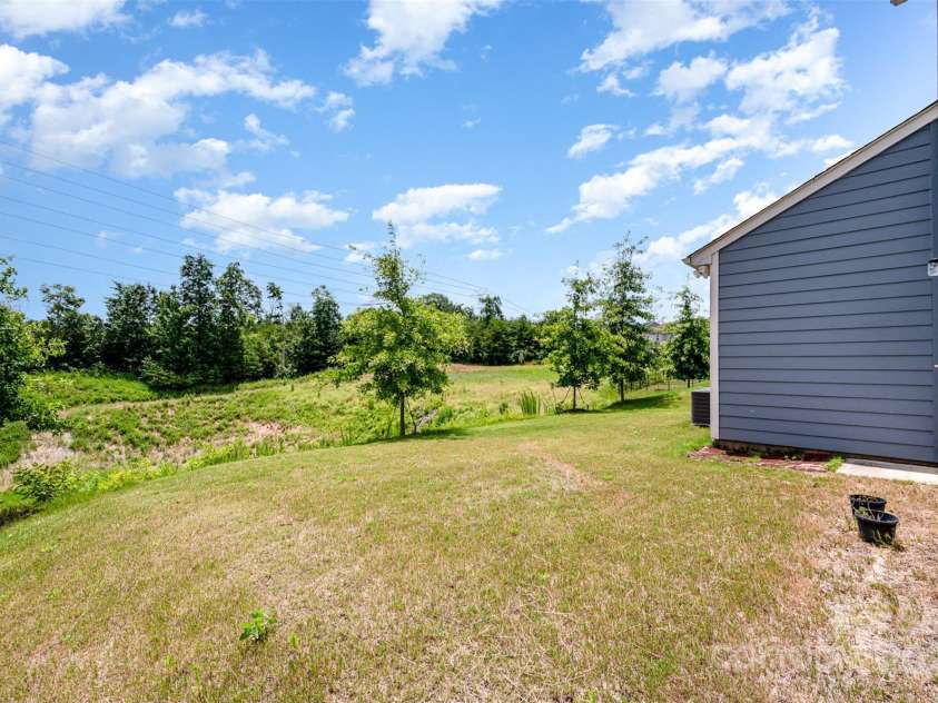 1554 Whitman Court, York, SC 29745.  MLS# CAR4281305, YatesRealty ID 28329. 