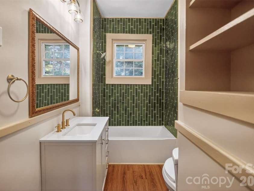 32 Pinecrest Avenue, Great Falls, SC 29055.  MLS# CAR4386898, YatesRealty ID 28329. 