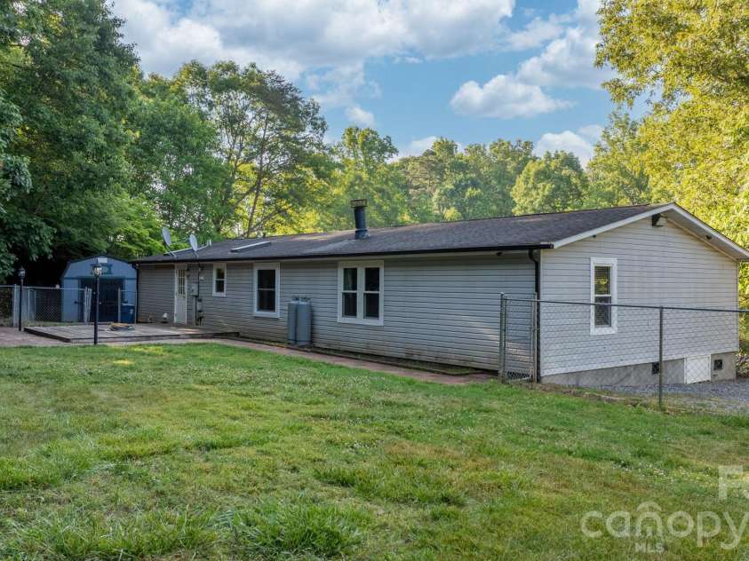 4416 Grace Church Road, Newton, NC 28658.  MLS# CAR4384065, YatesRealty ID 28331. 